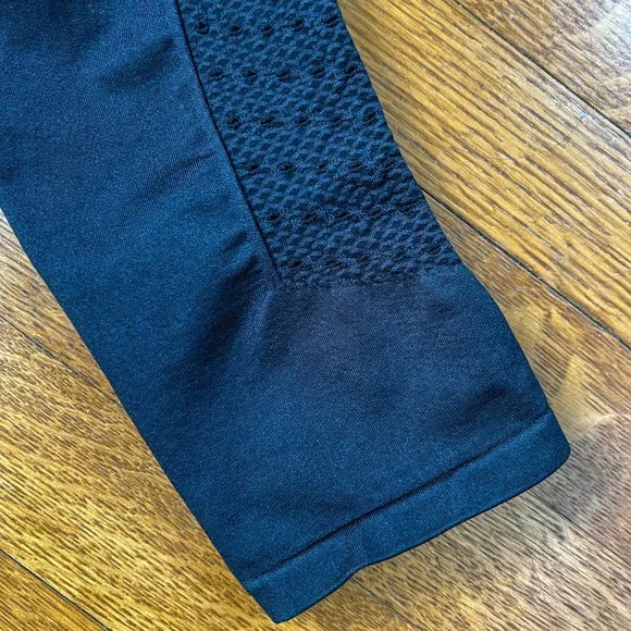 Fabletics Sync Seamless 7/8 High Waist Leggings Size XS - Picture 9 of 13